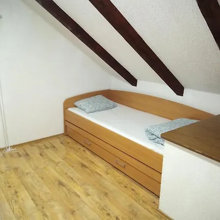 Planinska Kuca Steki Bukulja