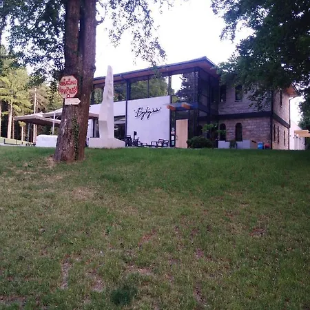 Semesterbostad Planinska Kuca Steki *