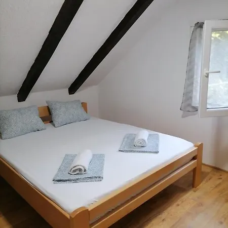 Planinska Kuca Steki Bukulja 펜션