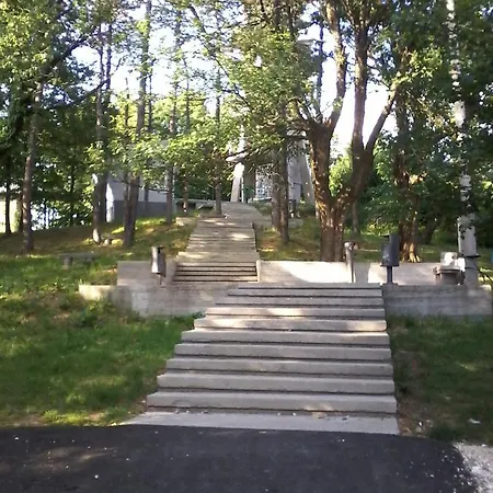 Planinska Kuca Steki Bukulja * Aranđelovac