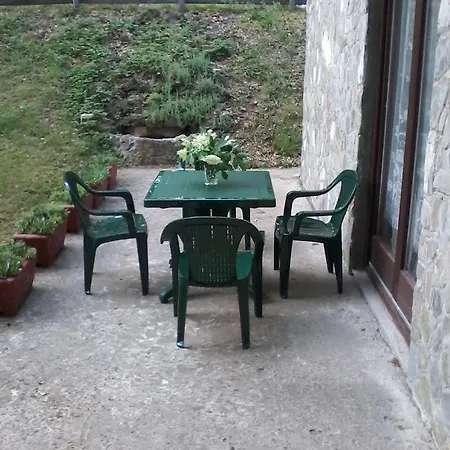 Planinska Kuca Steki Semesterbostad Arandjelovac