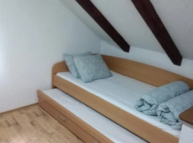 Planinska Kuca Steki Bukulja