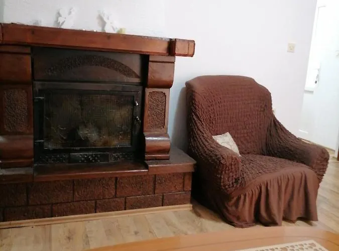 Casa de Férias Planinska Kuca Steki Bukulja *