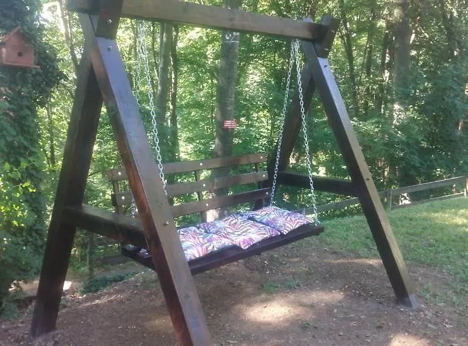 Planinska Kuca Steki Bukulja