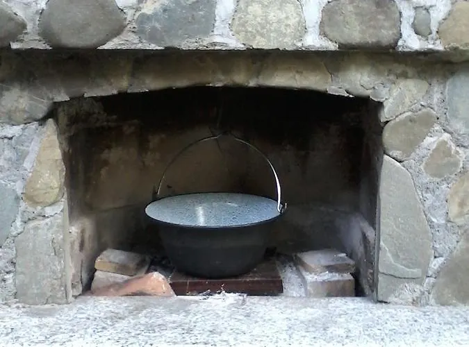 Planinska Kuca Steki Bukulja