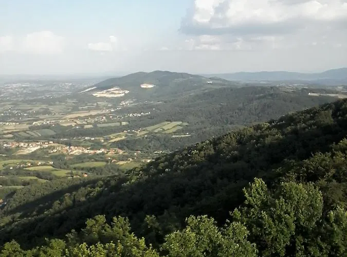 Planinska Kuca Steki Bukulja Casa de Férias *